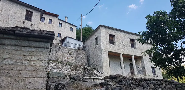 Απόδραση: Το δίδυμο Σιρράκο – Καλαρρύτες