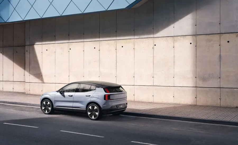 313292 Volvo EX30 exterior