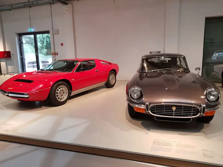 Maserati Merak - Jaguar E Type