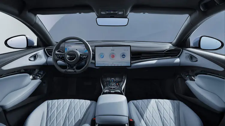 SEAL Interior 3