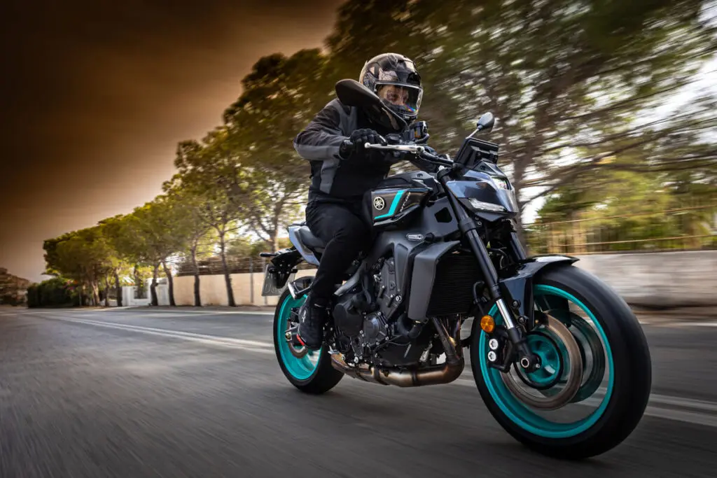 YAMAHA MT 09 Y AMT