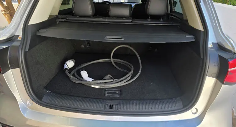 MG HS PHEV Plug in 8