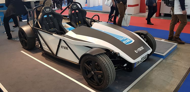 Κια ένα αγωνιστικό ηλεκτρικό exracer