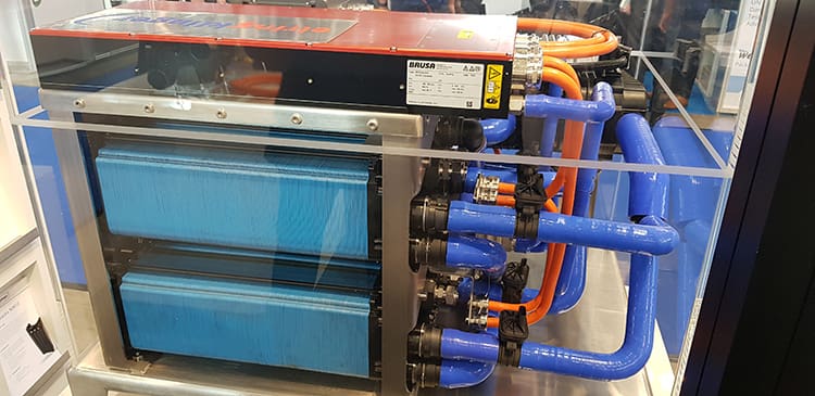 Μονάδα Κυψελών Καυσίμου FCM της Erling100-KW με ενσωματωμένη μονάδα ηλεκτρονικών Ισχύος 700 V