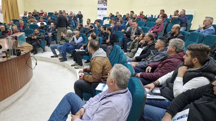 8. Εμφανής η αλληλεπίδραση των εισηγητών με τους συμμετέχοντες