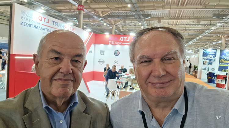 Ο κος Π. Καραμπίλας Διευθυντής του Ινστιούτου ΙΔΕΕΑ και ο Κος Χ. Βόντας Σύμβουλος και Συνεργάτης στην έκθεση
