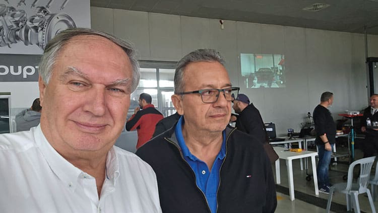 Οι Κύριοι Καφαντάρης ΔΕ & ΚΑραμπίλας ΑΡ